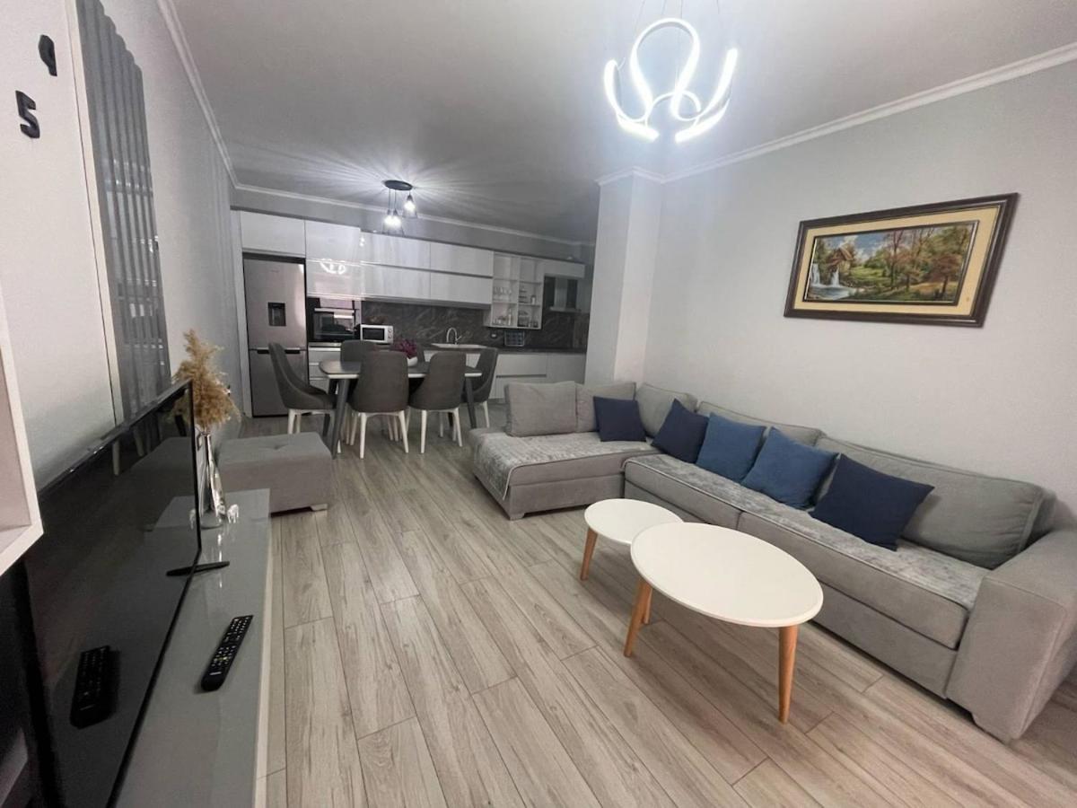 Mary's Luxury 1 Apartment *